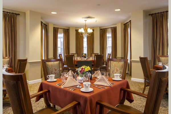 Sunrise of Mission Viejo 63137_SunriseatMissionViejo_MissionViejo_CA_Dining