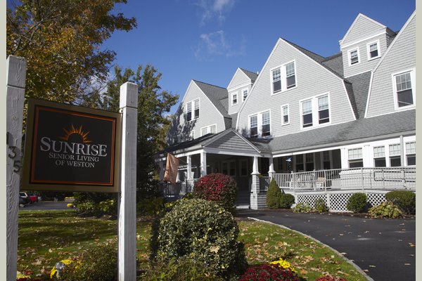 Sunrise of Weston 63206_SunriseofWeston_Weston_MA_Exterior3