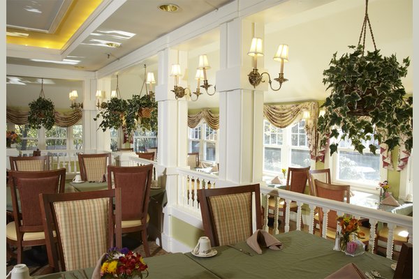Sunrise of Weston 63206_SunriseofWeston_Weston_MA_Dining