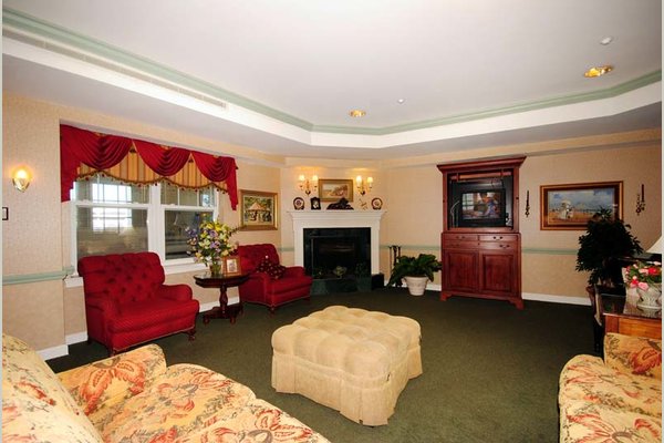Sunrise of Mill Basin 63060-Elderly-Care-Home-Brooklyn-NY