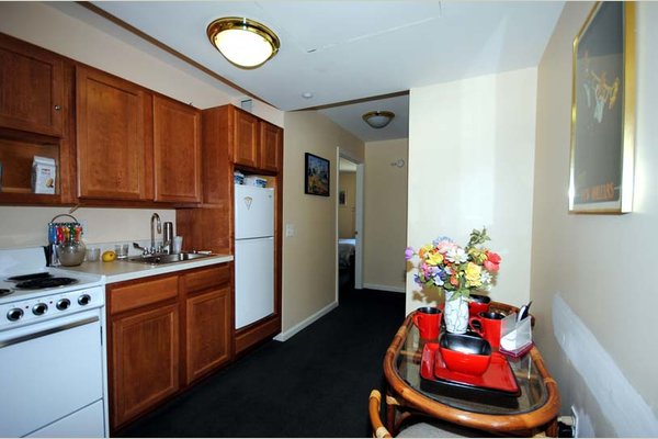 Sunrise of Mill Basin 63060-Senior-Care-Home-Brooklyn-NY-1
