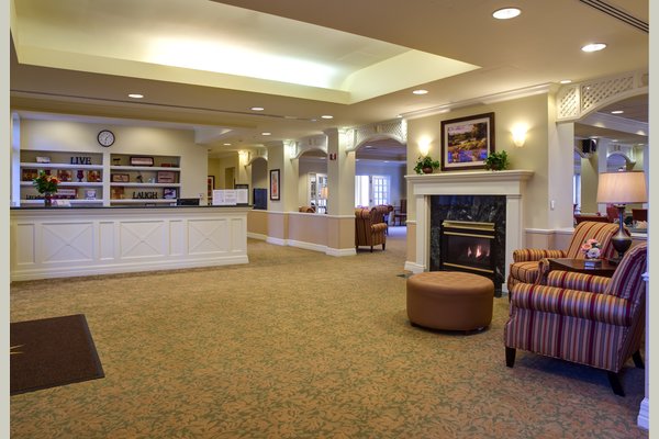 Brighton Gardens of Westlake 62023_BrightonGardensofWestlake_Westlake_OH_Lobby