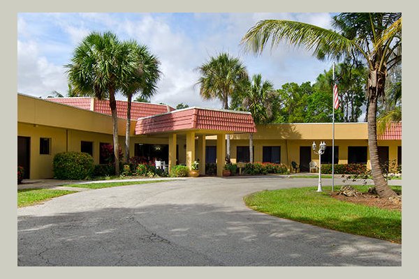 Emeritus at Fort Myers Emeritus%2520at%2520Fort%2520Meyers%2520-%2520Fort%2520Meyers%2520FL%2520%2528JPEG%2520High%2520Res%2529%2520%25283%2520of%252020%2529