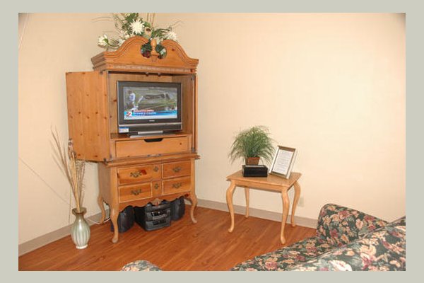 Emeritus at Fort Myers 1N4TAL_still_enrm