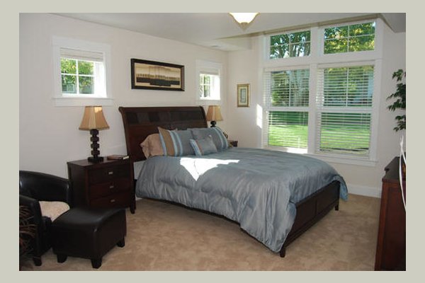 Hillside Retirement Community YGG8GD_still_br