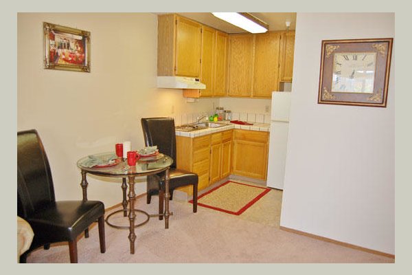 Emeritus at Creekside Lodge FHJ76A_still_s20