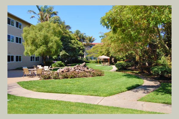 Emeritus at Creekside Lodge FHJ76A_still_s25