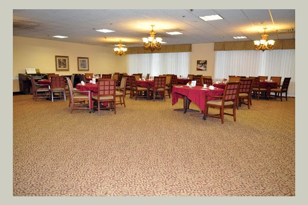 Emeritus at Colonie Manor A3N3GR_still_2vw4