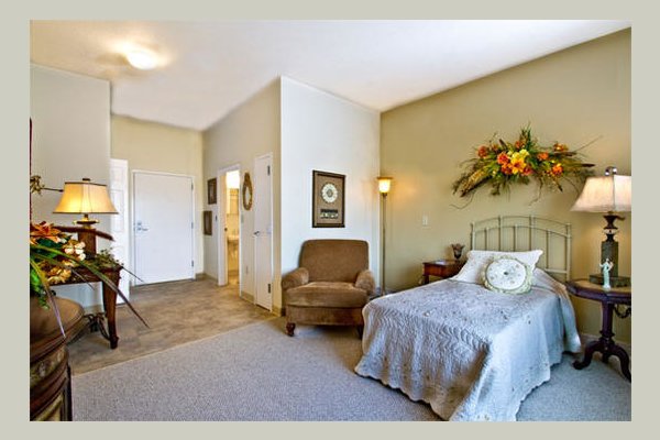 Emeritus at Long Cove Pointe Memory-Care-Studio