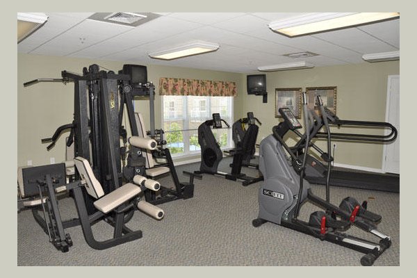 Emeritus at Chandler Place NCQ7UZ_still_S5