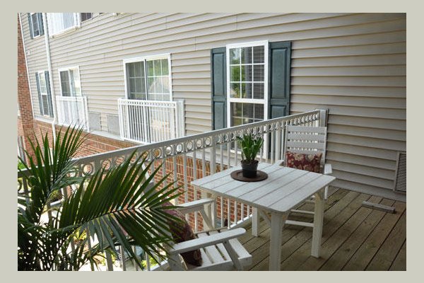 Emeritus at Chandler Place NCQ7UZ_still_S7