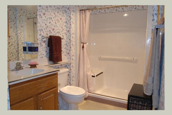 Emeritus at Lincoln Heights MUAFKK_still_2rm-ba