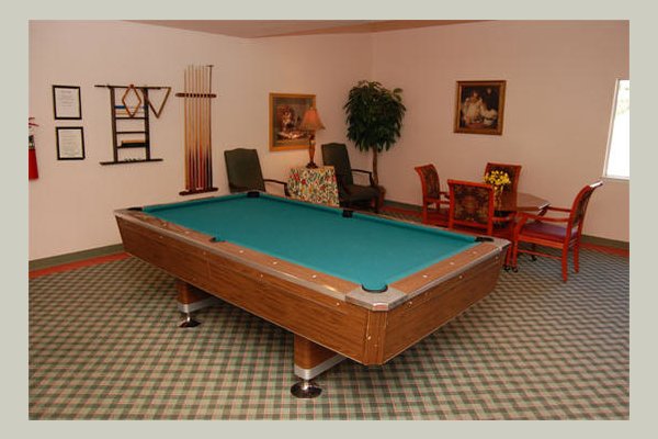 Emeritus at Pleasant Hills 5PALGJ_still_gr