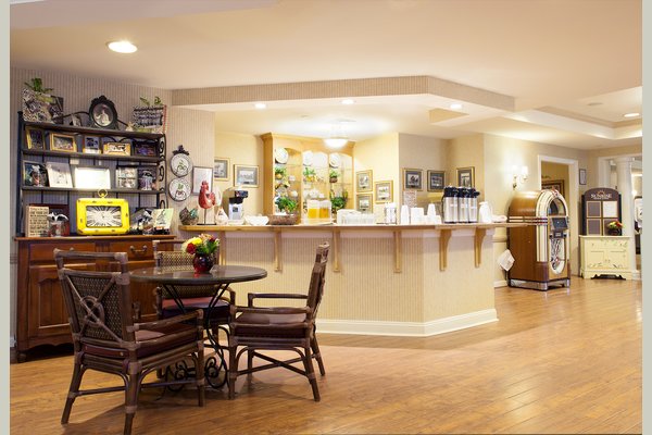 Sunrise of East Setauket 63230_SunriseofEastSetauket_EastSetauket_NY_Bistrosmall