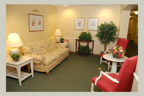 Emeritus at Towson HTYGGZ_still_rdrm