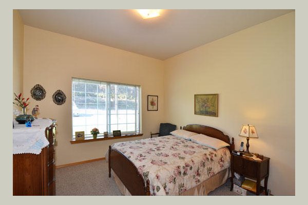 Emeritus at Englewood Heights UTM8KV_still_mbr