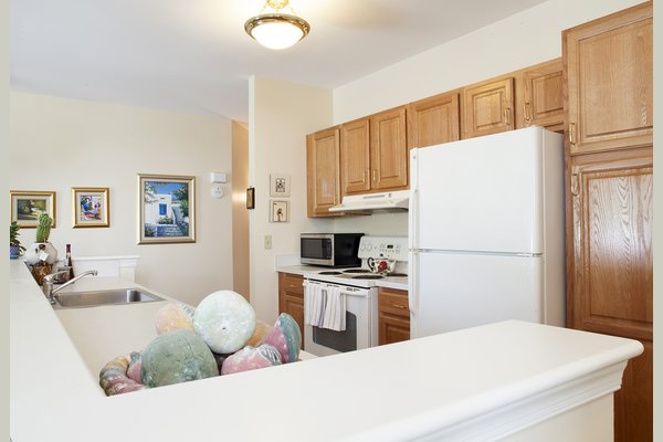 Sunrise of Cresskill 63063_SunriseofCresskill_Cresskill_NJ_AptKitchensmall