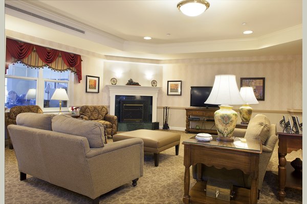 Sunrise of Mill Basin 63060_SunriseatMillBasin_Brooklyn_NY_Sittingsmall