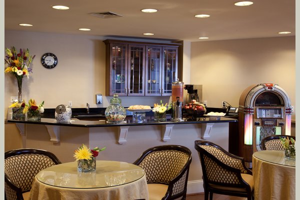 Sunrise of Mill Basin 63060_SunriseofMillBasin_Brooklyn_NY_BistroSmall