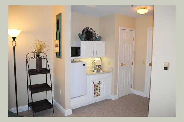 Emeritus at San Juan Capistrano 64K7CM_still_ki