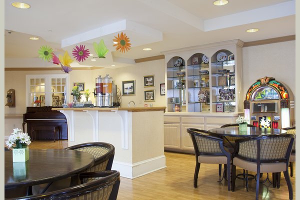 Sunrise of Glen Cove 63185_SunriseofGlenCove_GlenCove_NY_Bistrosmall