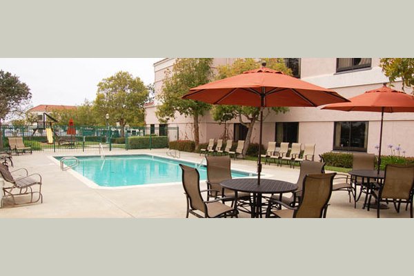 Silverado Senior Living-Encinitas pool-encinitas2