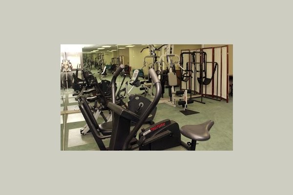Pasadena Highlands fitness_room