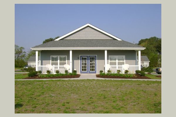 Laurel Commons 104697