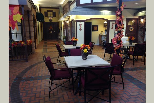 Quaker's Landing Memory Care 106673