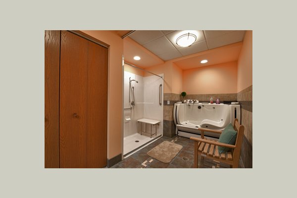 Victory Centre of Vernon Hills bathtique