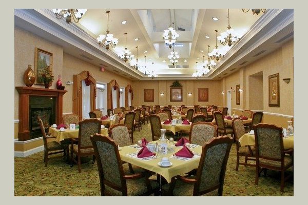 The Waterford at Richmond Heights 111397