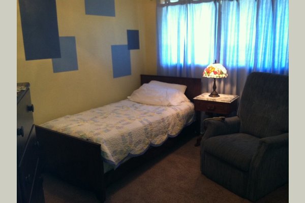 Chestnut House 108782