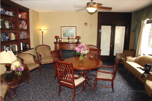 Silverado Senior Living -The Huntington 115204