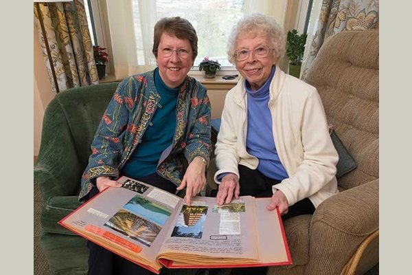 Foxdale Village 107038