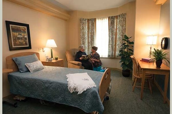 Foxdale Village 107042