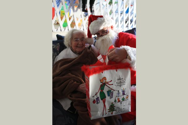 Comfort & Care For the Elderly 111649