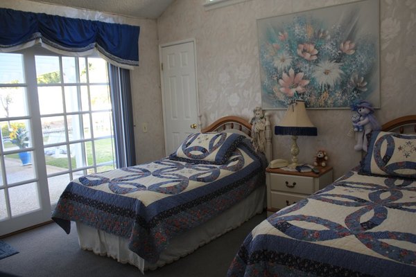 Comfort & Care For the Elderly 111621