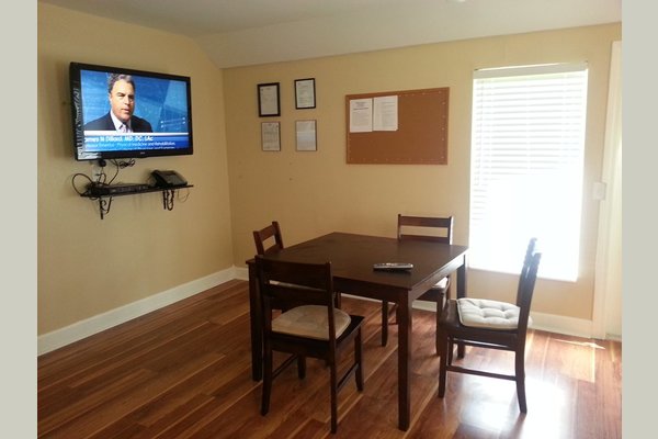 The Retreat on Bywood 114026