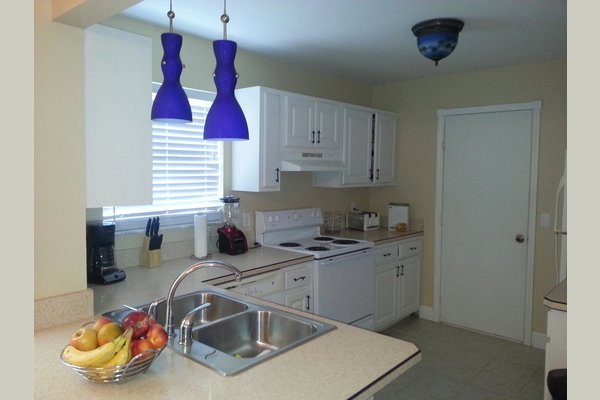 The Retreat on Bywood 114010