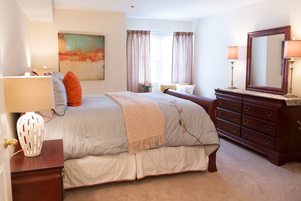 Chester Village West 9105_MBedroom_w_drapes