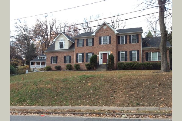 Avalon House on Woodland Drive