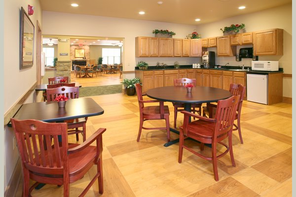 Little Red Cafe at Oak Park Place Wauwatosa