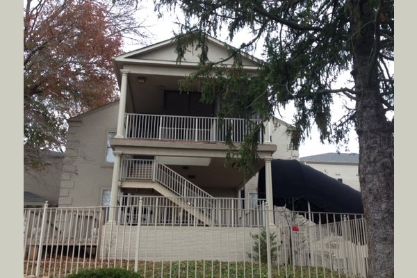 River Oaks Place - Loudon