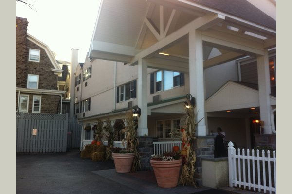 Arbor Terrace at Chestnut Hill