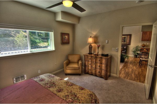 Chateau Bothell Landing i-4z3c8ks-L
