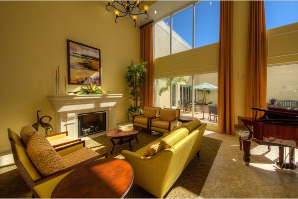 Discovery Village At The Forum Lobby