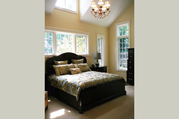 The Garlands of Barrington Interior1