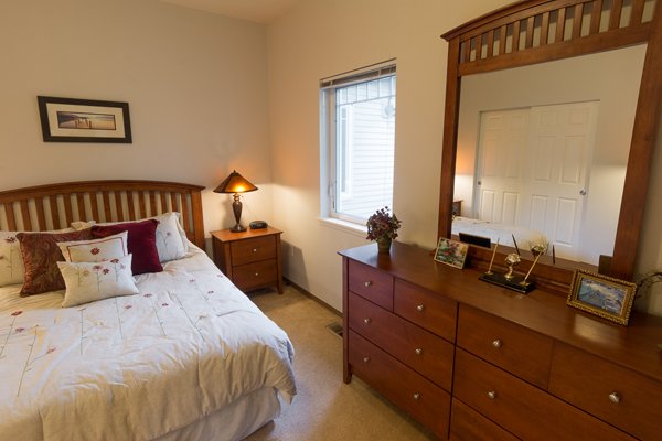 LaConner Retirement Inn in LaConner Washington boasts tasteful decor for discerning tastes.