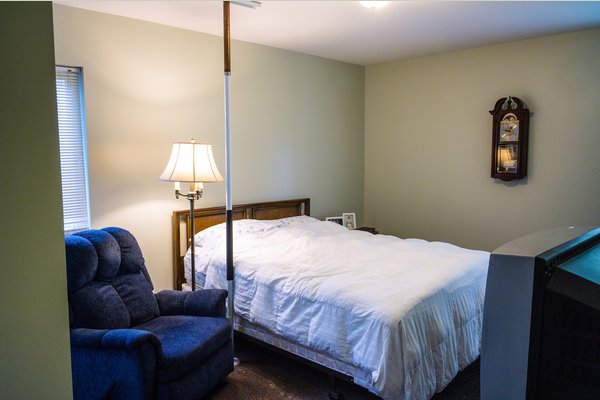 Serenity House Assisted Living Hunters Hill L1016995-Edit