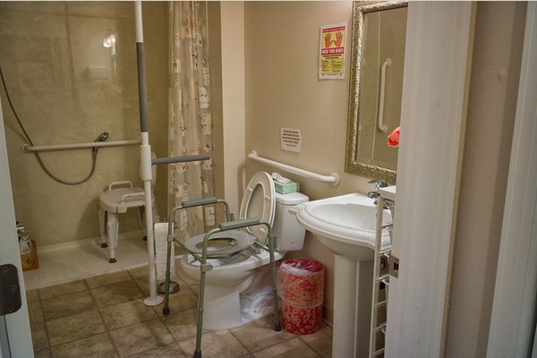 Serenity House Assisted Living Portland Drive L1016648-Edit